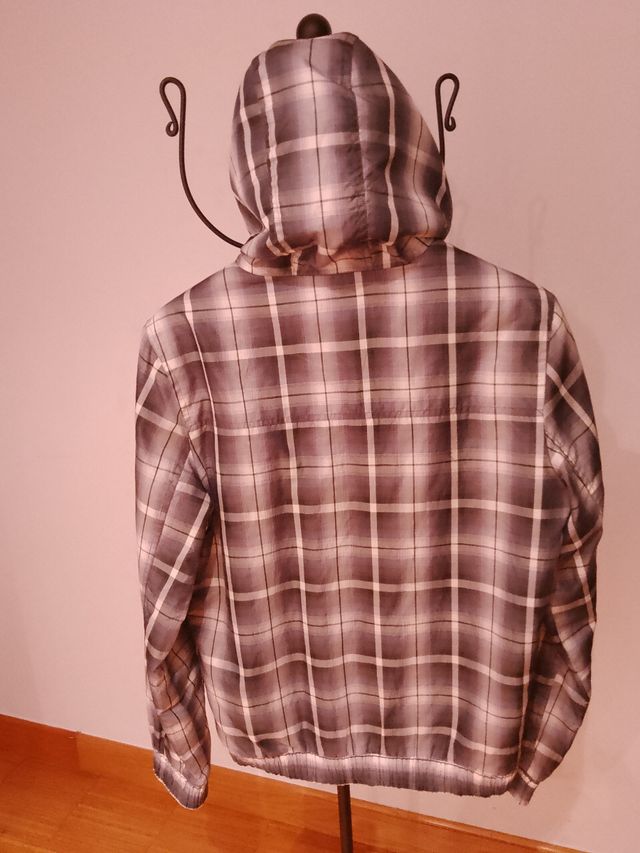 Chaqueta masculina, impermeable.