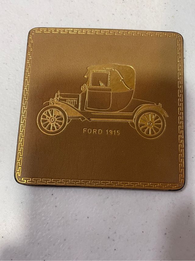 Posavasos antiguos coches históricos