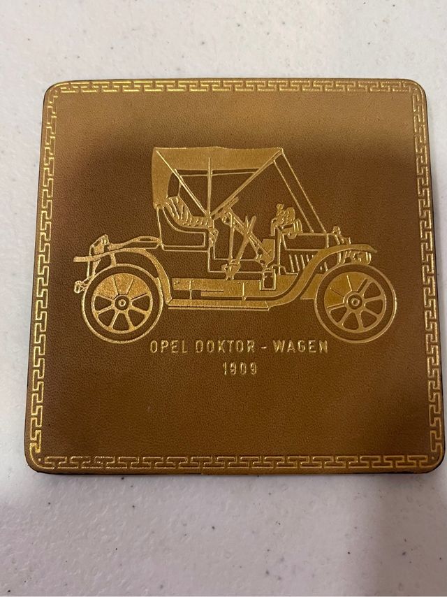 Posavasos antiguos coches históricos