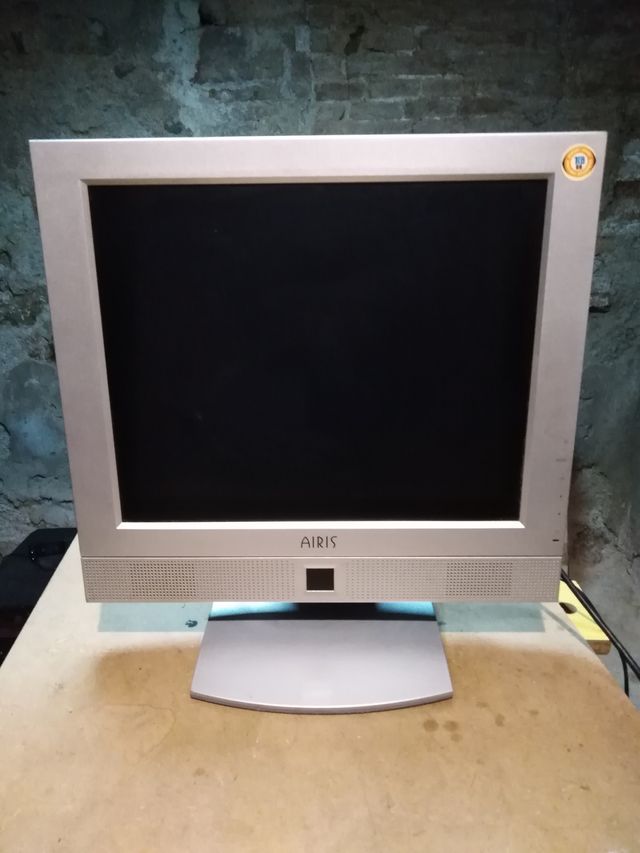 Monitor 17" AIRIS L-171