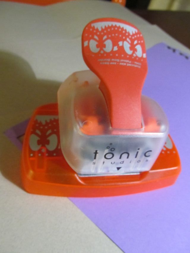 Hobby creativi: fustella TONIC STUDIOS