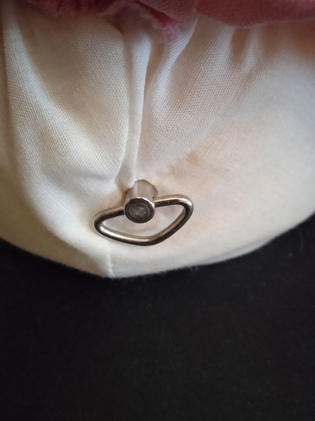 Muñeca de porcelana musical