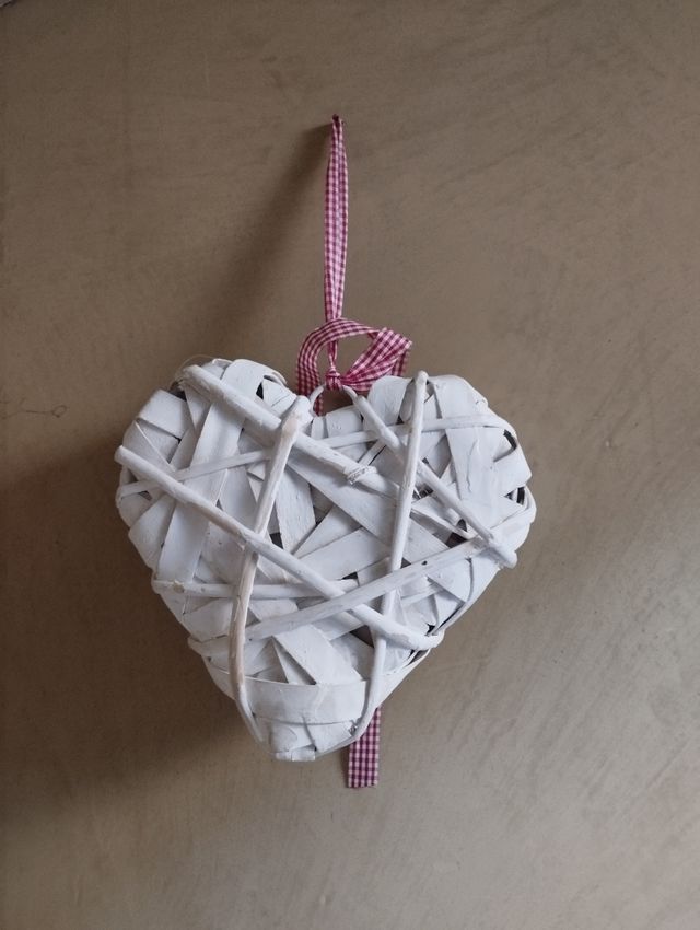 Cuore In Legno bianco Da Appendere