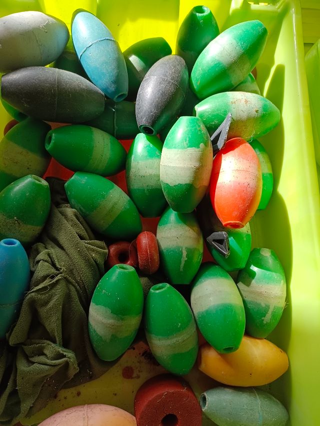 pipos corchos flotadores