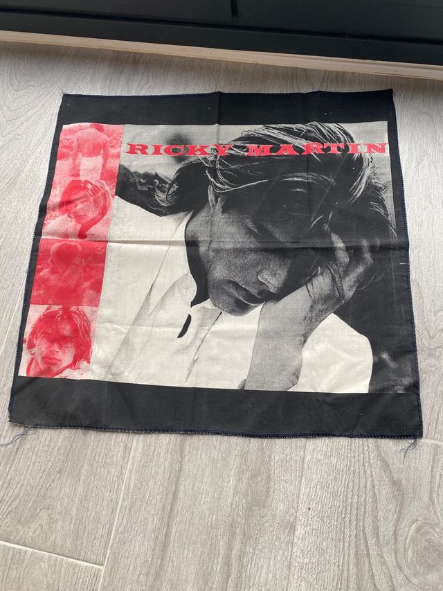 Pañuelo Ricky Martin vintage
