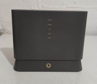 Vodafone Wireless Router Hub H500-S + ONT G-0100-P