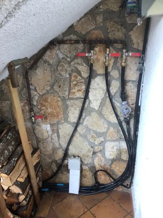 Instalaciones de agua y luz