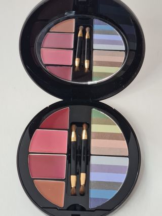 Cajita de maquillaje