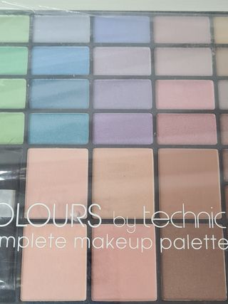 Paleta de maquillaje