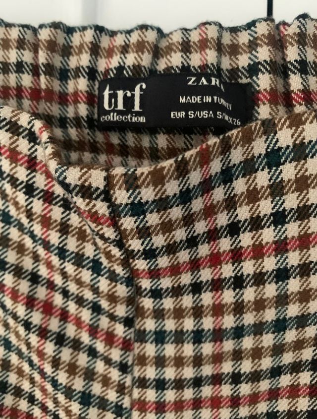 Pantalón midi cuadros