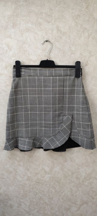 Falda de cuadros Zara 