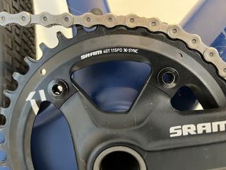 Bicicleta gravel de carbono