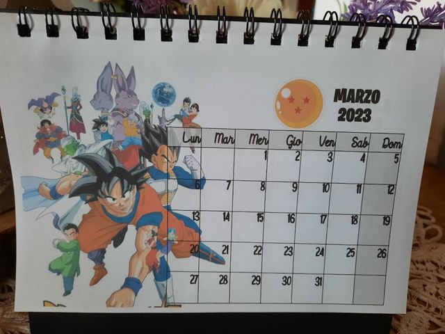 calendario-de-dragon-ball-2023-de-segunda-mano-por-6-eur-en-torino-en