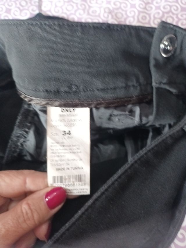 Pantalón ONLY pirata negro de vestir talla34