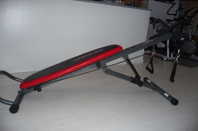 Banco DEPORTIVO .Abdominales , remo varios ejercic