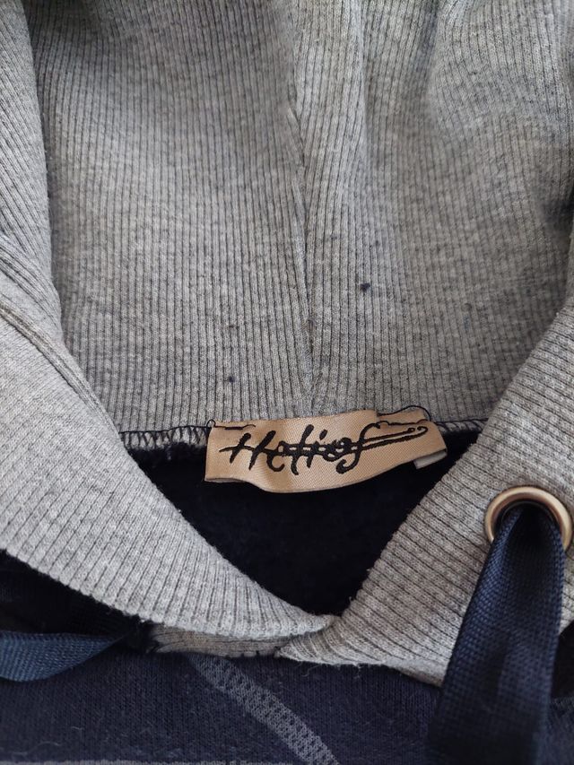 Felpa con cappuccio taglia M