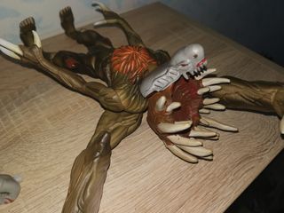 Resident evil action figures