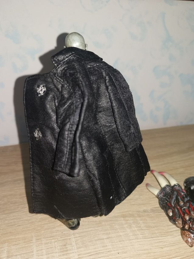 Resident evil action figures