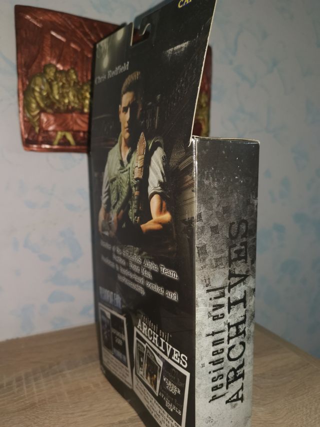 Resident evil action figure Neca