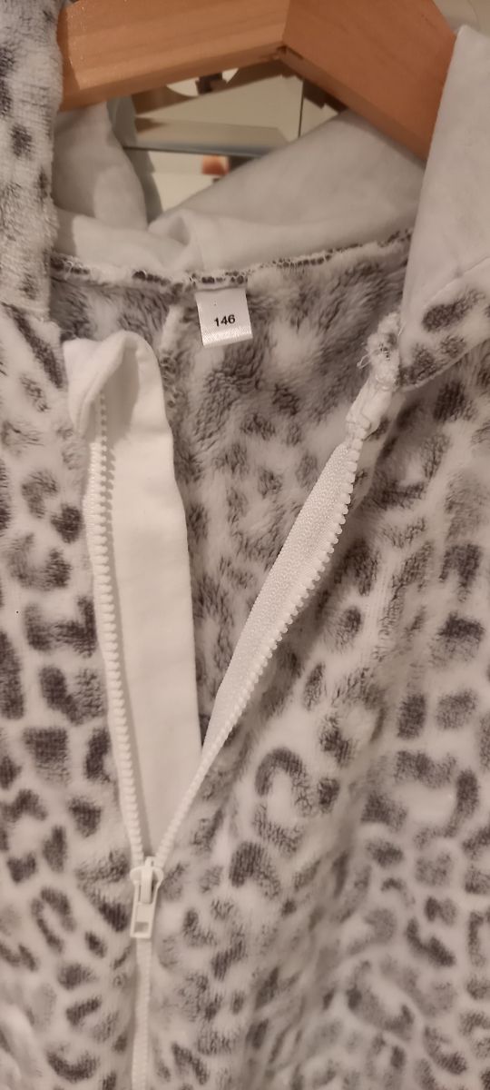 Pijama con cremallera