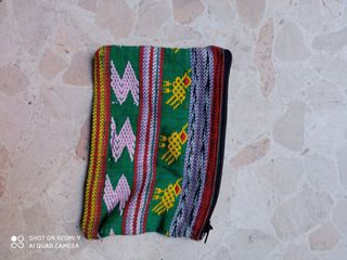 Cartera peruana de artesanía