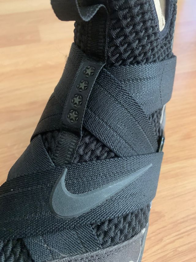 nike lebron soldier 12