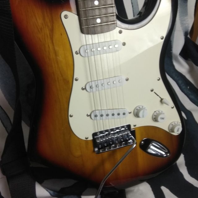 Guitarra eléctrica ideal principiantes