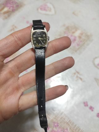 Reloj de pulsera pequeño