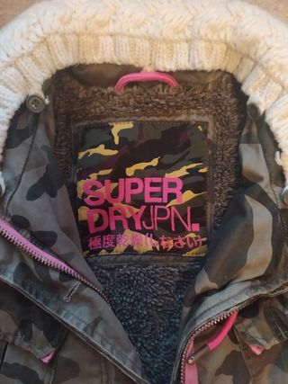 Abrigo Superdry camuflaje