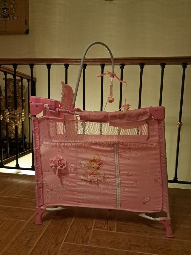 Armario cambiador de muñecas