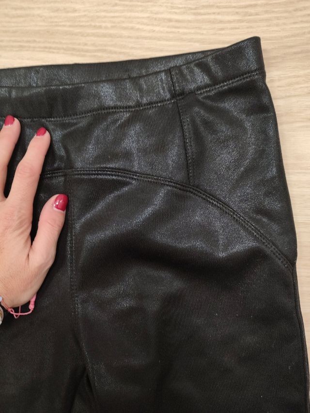 malla afelpadita,de buena calidad