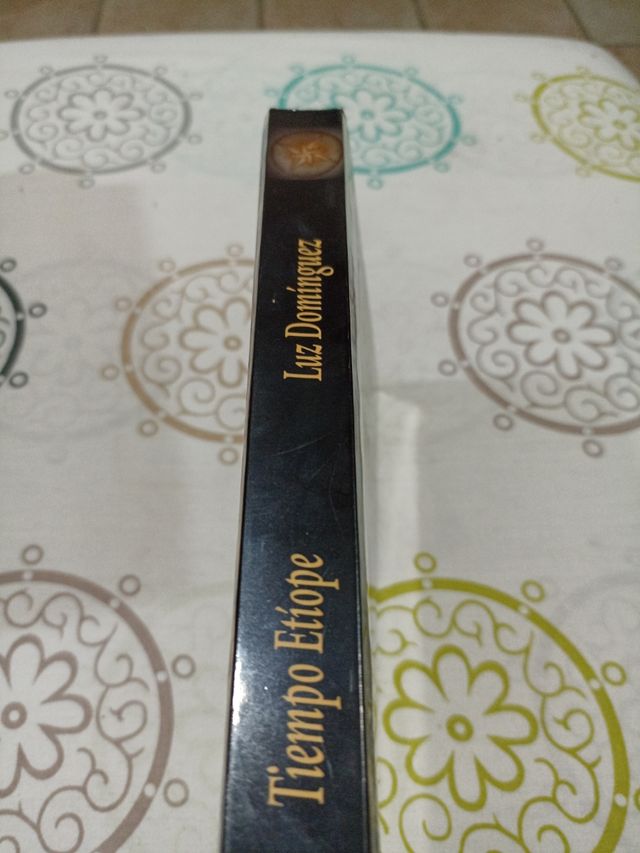 Tiempo Etíope (Luz Domínguez)