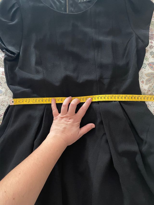 Vestido negro Zara talla L