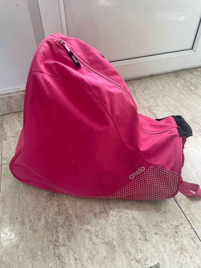 Patines ,casco y porta patinetes