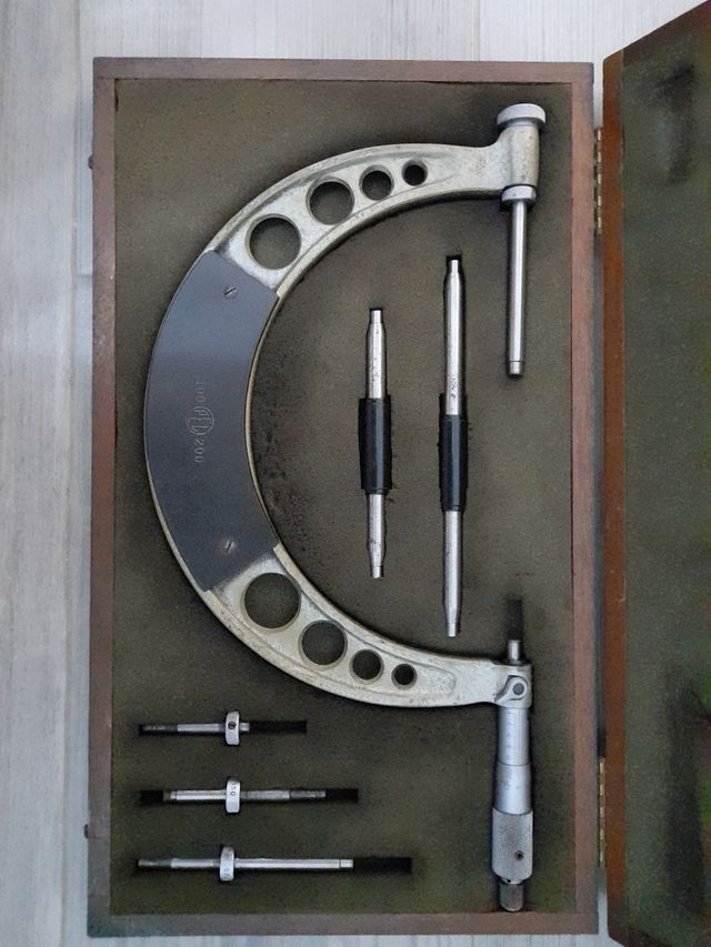 Micrometro palmer 100-200