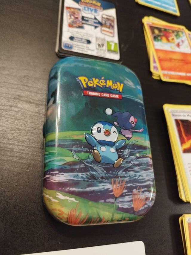 197 cartas Pokemon originales + caja