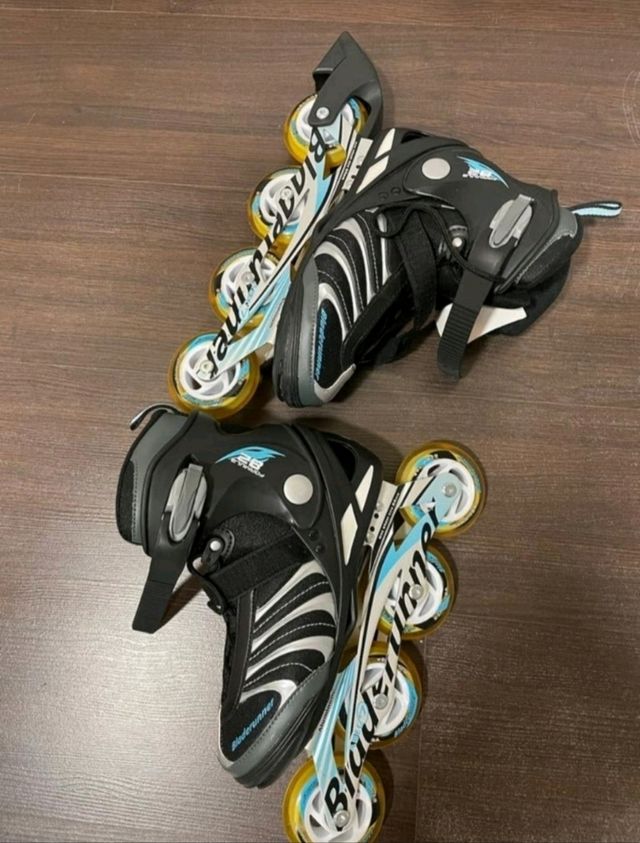 NUEVOS. Patines bladerunner fórmula 82W. Talla 38.