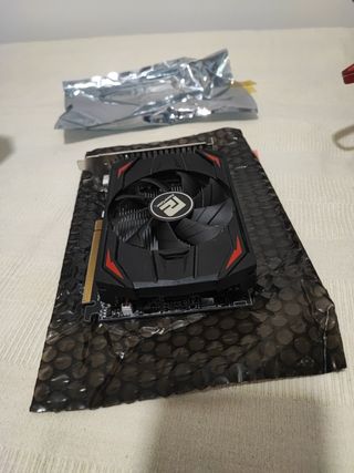 Tarjeta AMD Radeon RX550 4 GB Red Dragon