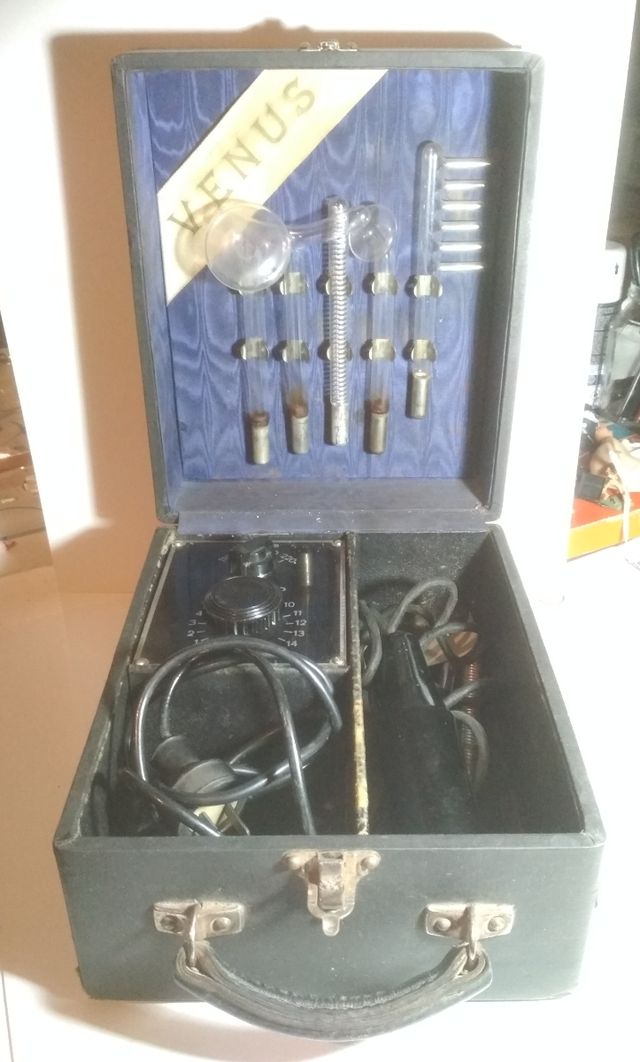 Aparato médico retro 