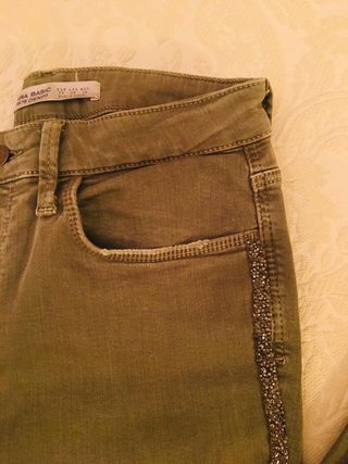 Pantalón ZARA
