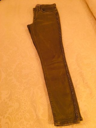 Pantalón ZARA