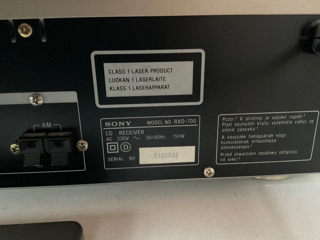 Sony  CD RECIVER RXD-700.