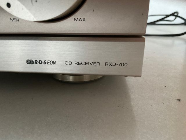 Sony  CD RECIVER RXD-700.