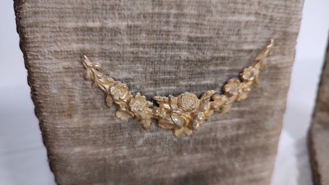 Supporti ferma libri