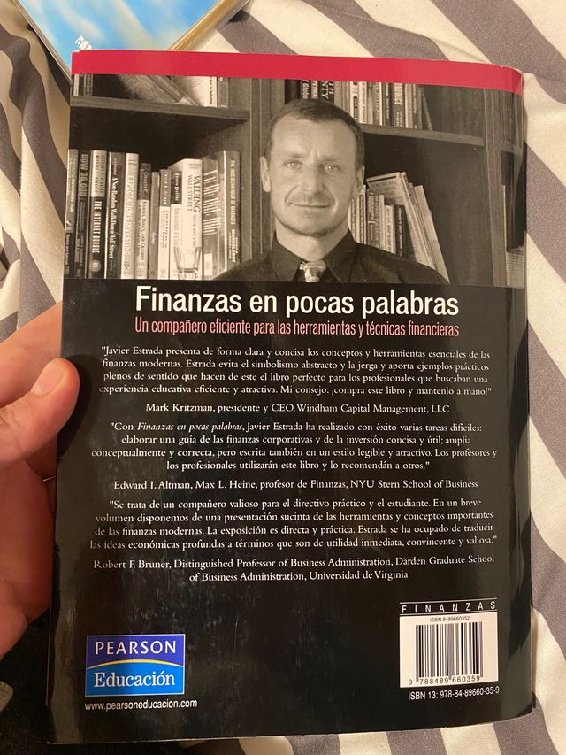 Libro Finanzas en pocas palabras - Javier Estrada