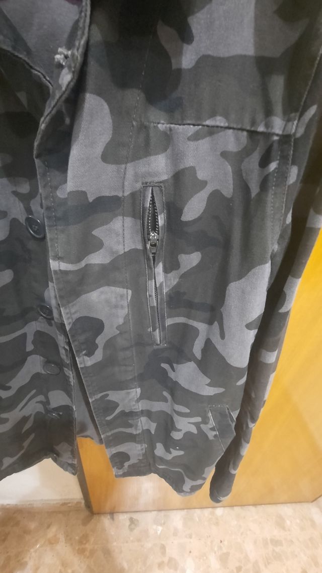 cazadora colores camuflaje talla S