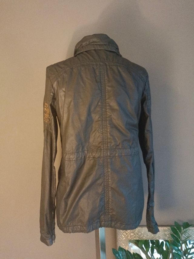 Chaqueta Impermeable Negra de Zara