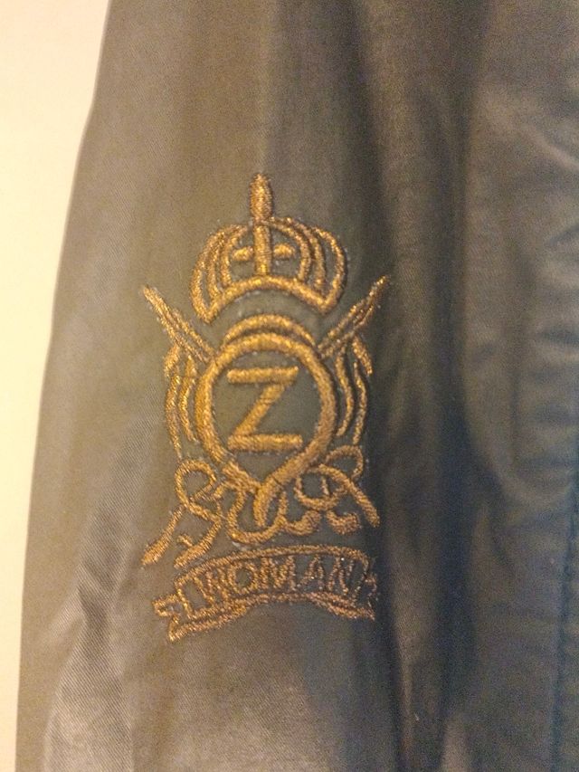 Chaqueta Impermeable Negra de Zara