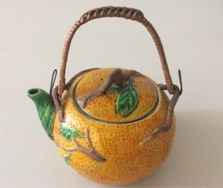 Preciosa Tetera de coleccion