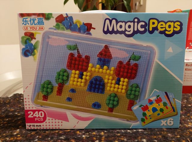 MAGIC PEGS 240pcs